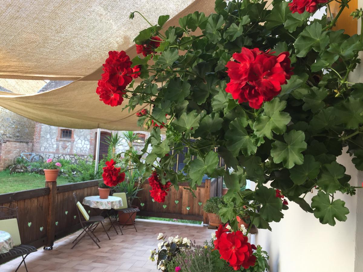 Hotel Levendula Porta Es Pajtaszinhaz Orfű Zewnętrze zdjęcie